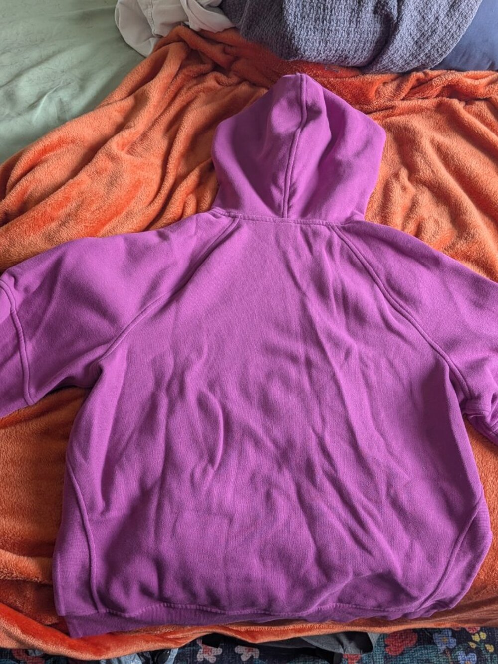 Lululemon Hoodie, Size M/L, Light Purple, Never Worn, Short Cut/Cropped - Picture 3 of 3